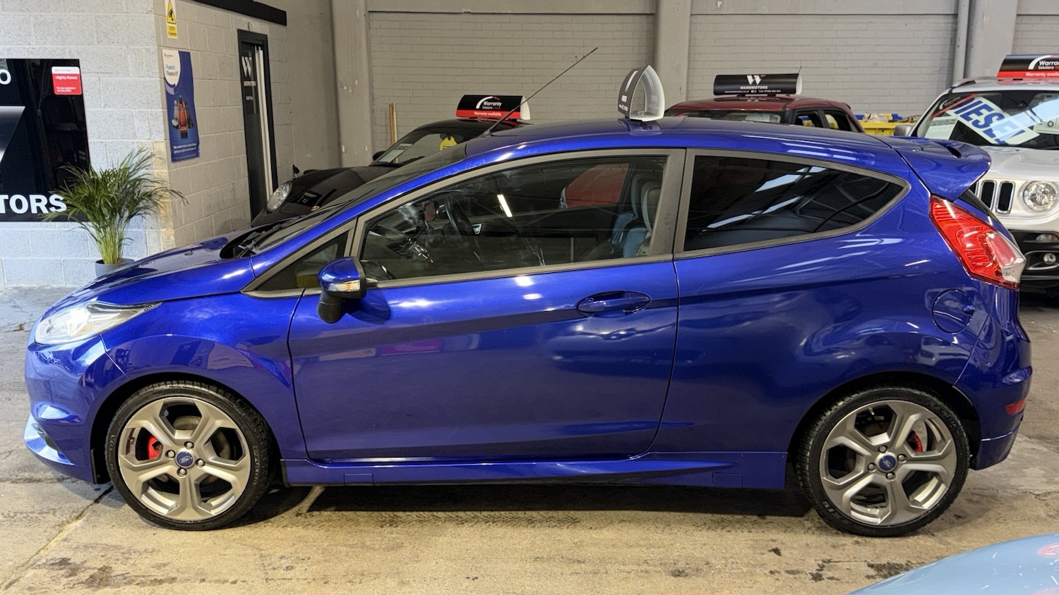 Used Ford Fiesta 2014 for sale - 77073035: Photo 2