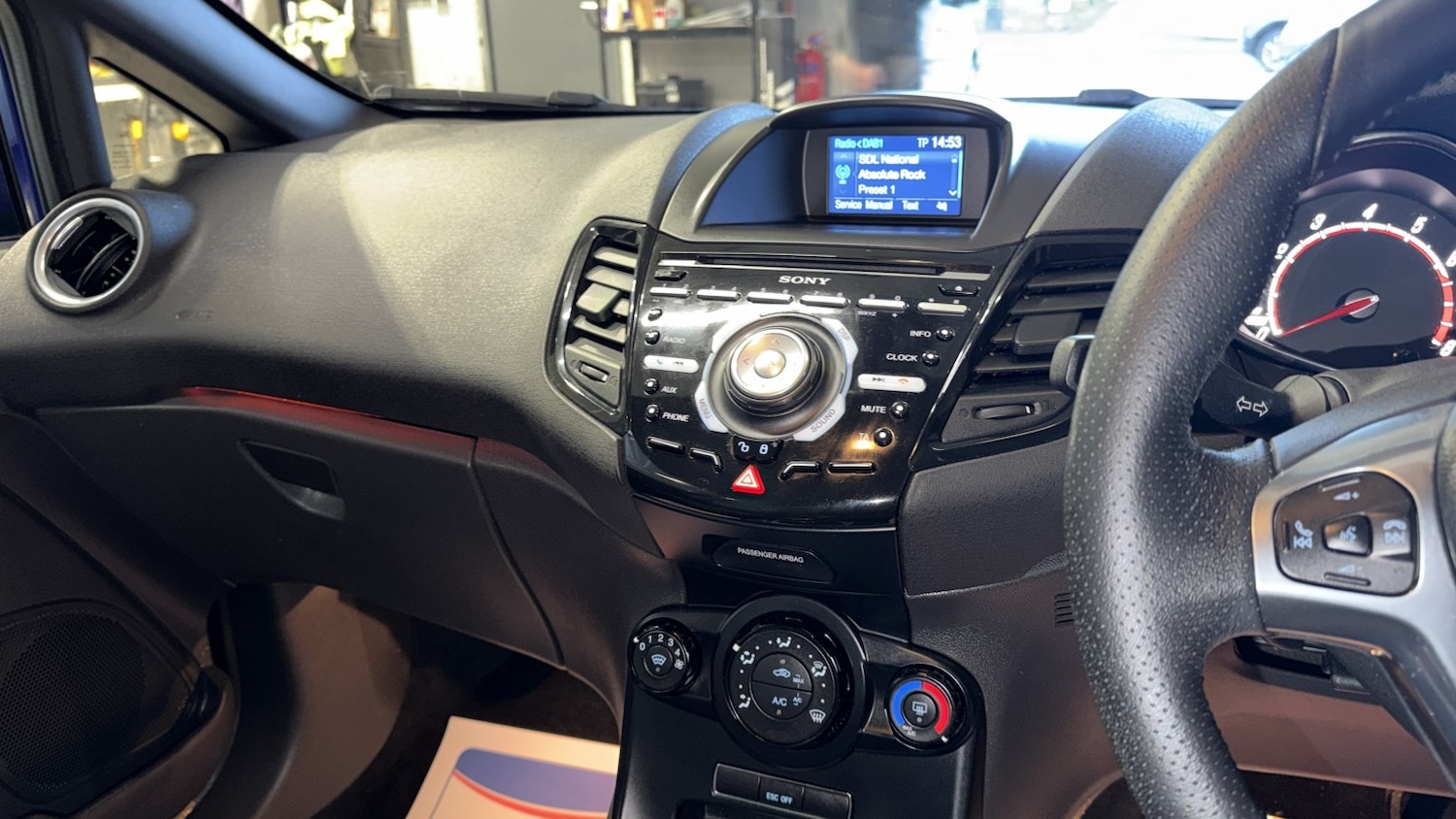 Used Ford Fiesta 2014 for sale - 77073035: Photo 21