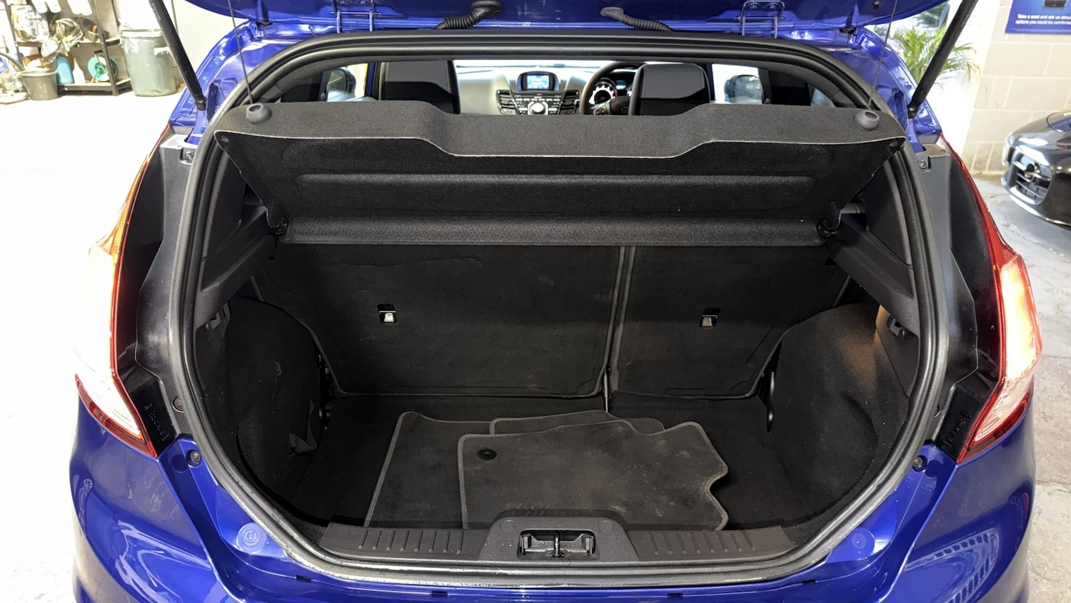 Used Ford Fiesta 2014 for sale - 77073035: Photo 39