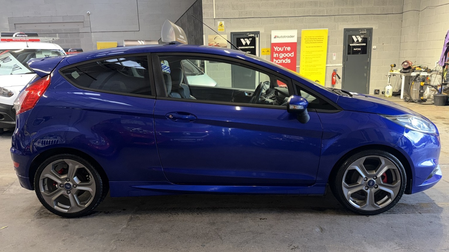 Used Ford Fiesta 2014 for sale - 77073035: Photo 9