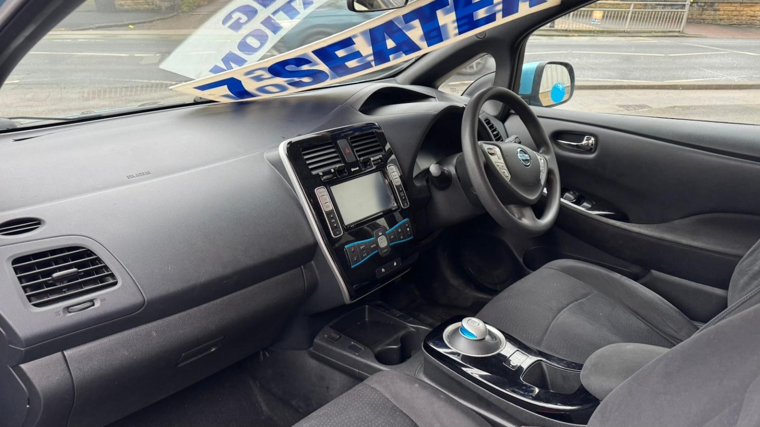 Used Nissan Leaf 2015 for sale - 77228235: Photo 2