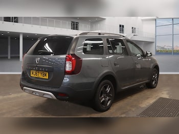 Used Dacia Logan MCV Stepway 2017 for sale - 77656206: Photo