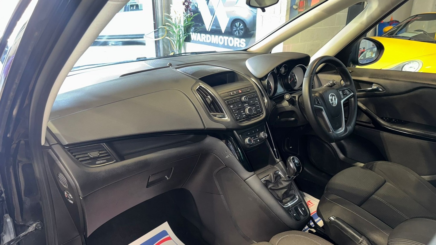 Used Vauxhall Zafira 2014 for sale - 77976995: Photo 18