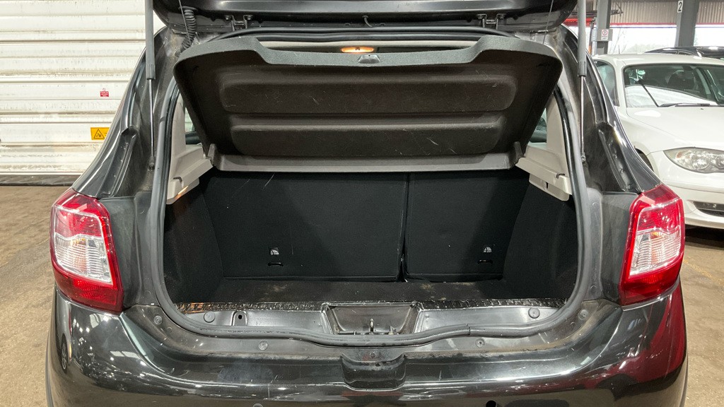 Used Dacia Sandero Stepway 2015 for sale - 77901271: Photo 11