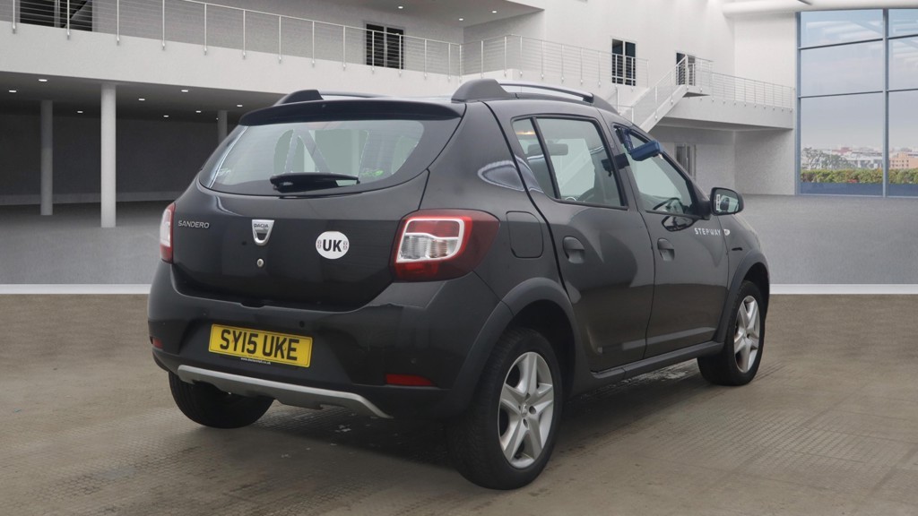 Used Dacia Sandero Stepway 2015 for sale - 77901271: Photo 3