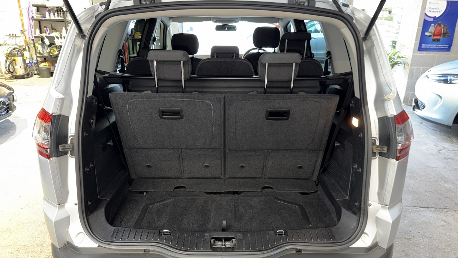 Used Ford S-Max 2012 for sale - 77080818: Photo 26