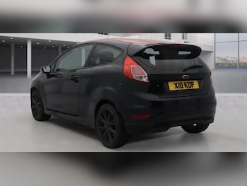 Used Ford Fiesta 2015 for sale - 77409604: Photo