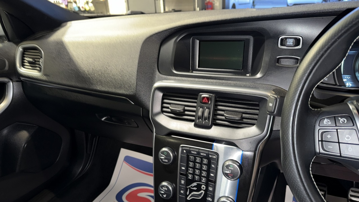 Used Volvo V40 2014 for sale - 77093958: Photo 22