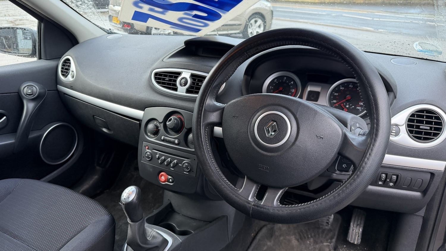 Used Renault Clio 2007 for sale - 77622382: Photo 2