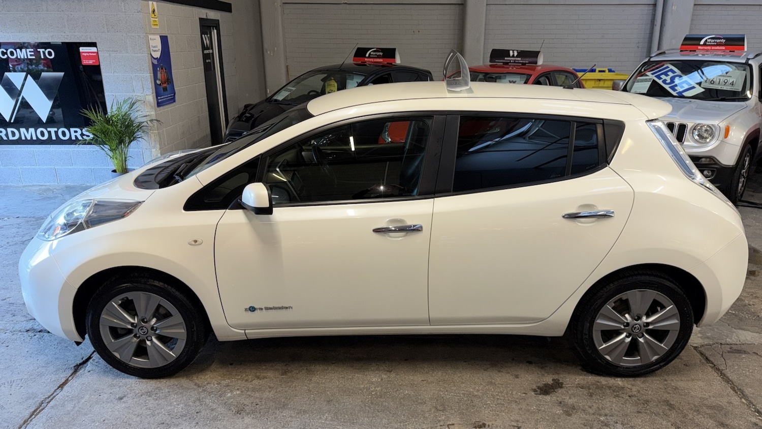 Used Nissan Leaf 2015 for sale - 76863948: Photo 2