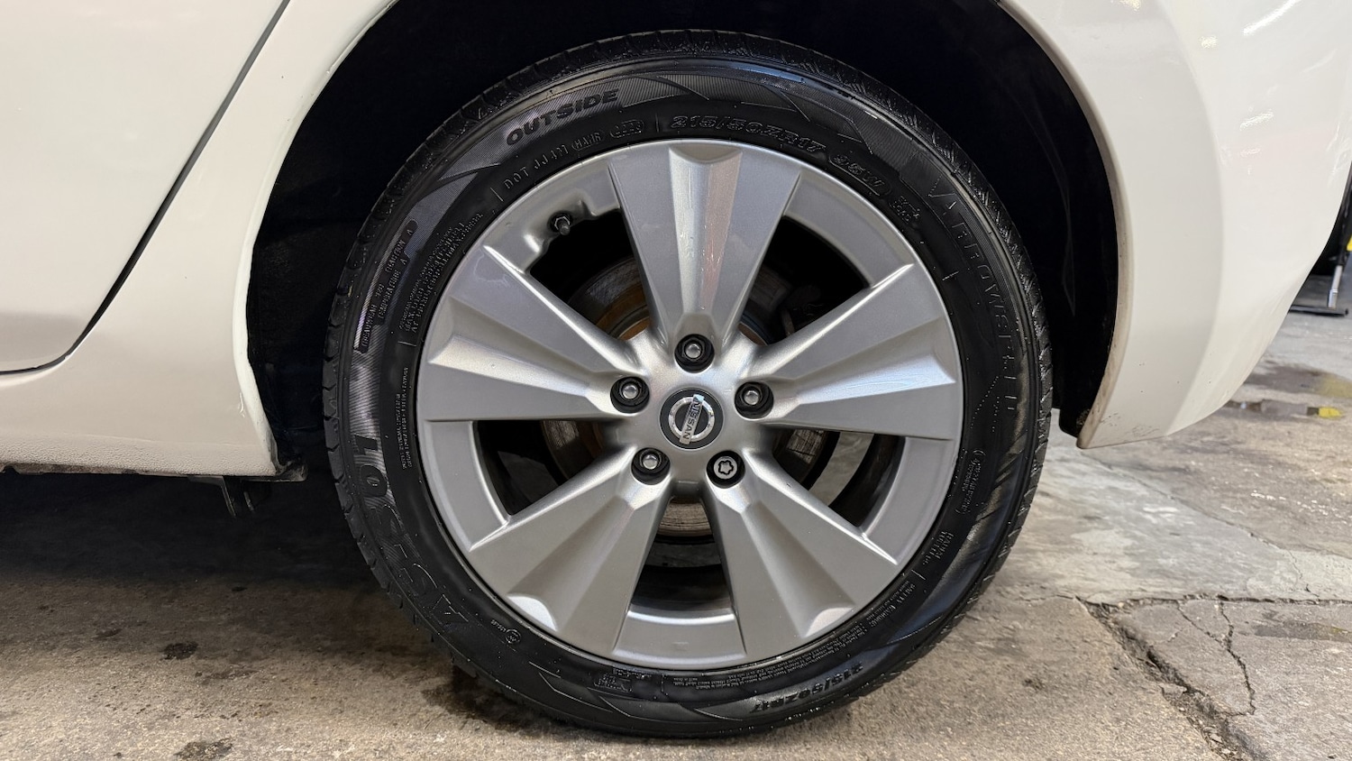 Used Nissan Leaf 2015 for sale - 76863948: Photo 32