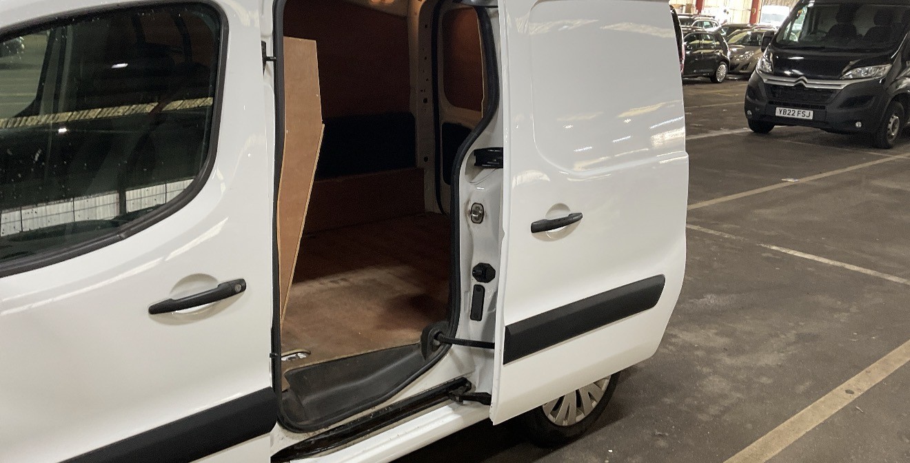 Used Citroen Berlingo 2017 for sale - 77681772: Photo 7