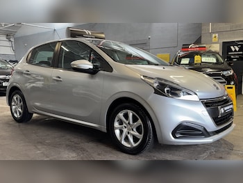 Used Peugeot 208 2016 for sale - 78056990: Photo