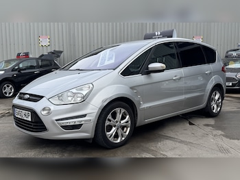 2010 - 2.0 TDCi 140 Titanium 5dr