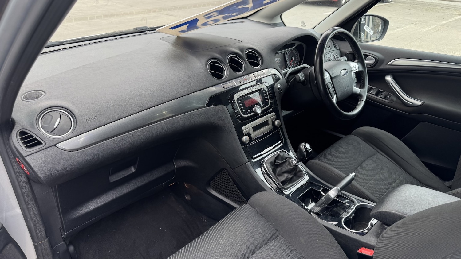 Used Ford S-Max 2010 for sale - 77836881: Photo 2