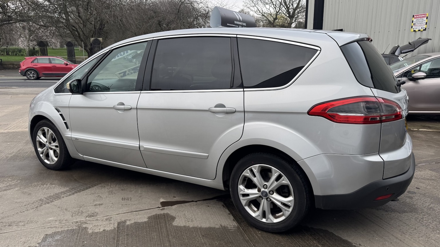 Used Ford S-Max 2010 for sale - 77836881: Photo 3
