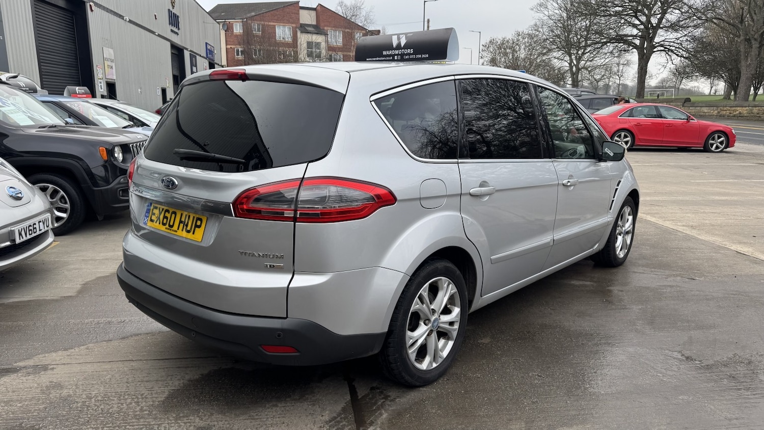 Used Ford S-Max 2010 for sale - 77836881: Photo 4