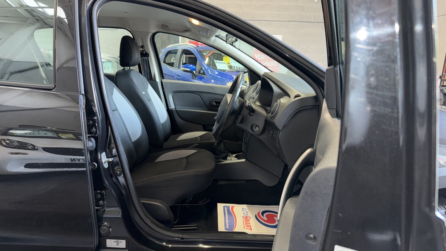 Used Dacia Sandero Stepway 2015 for sale - 76673319: Photo 11