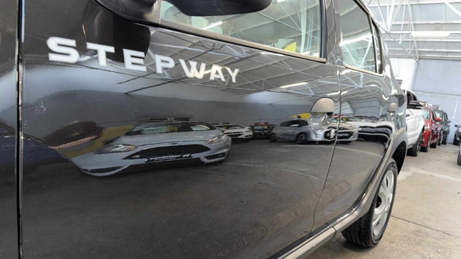 Used Dacia Sandero Stepway 2015 for sale - 76673319: Photo 32