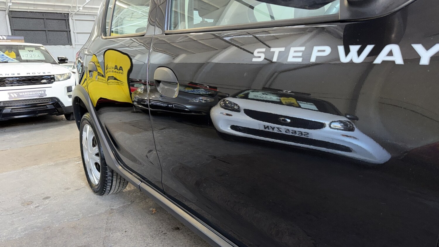 Used Dacia Sandero Stepway 2015 for sale - 76673319: Photo 33