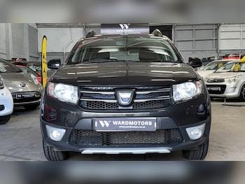Used Dacia Sandero Stepway 2015 for sale - 76673319: Photo