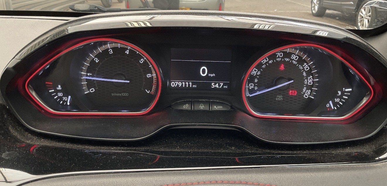 Used Peugeot 208 2015 for sale - 78098238: Photo 11