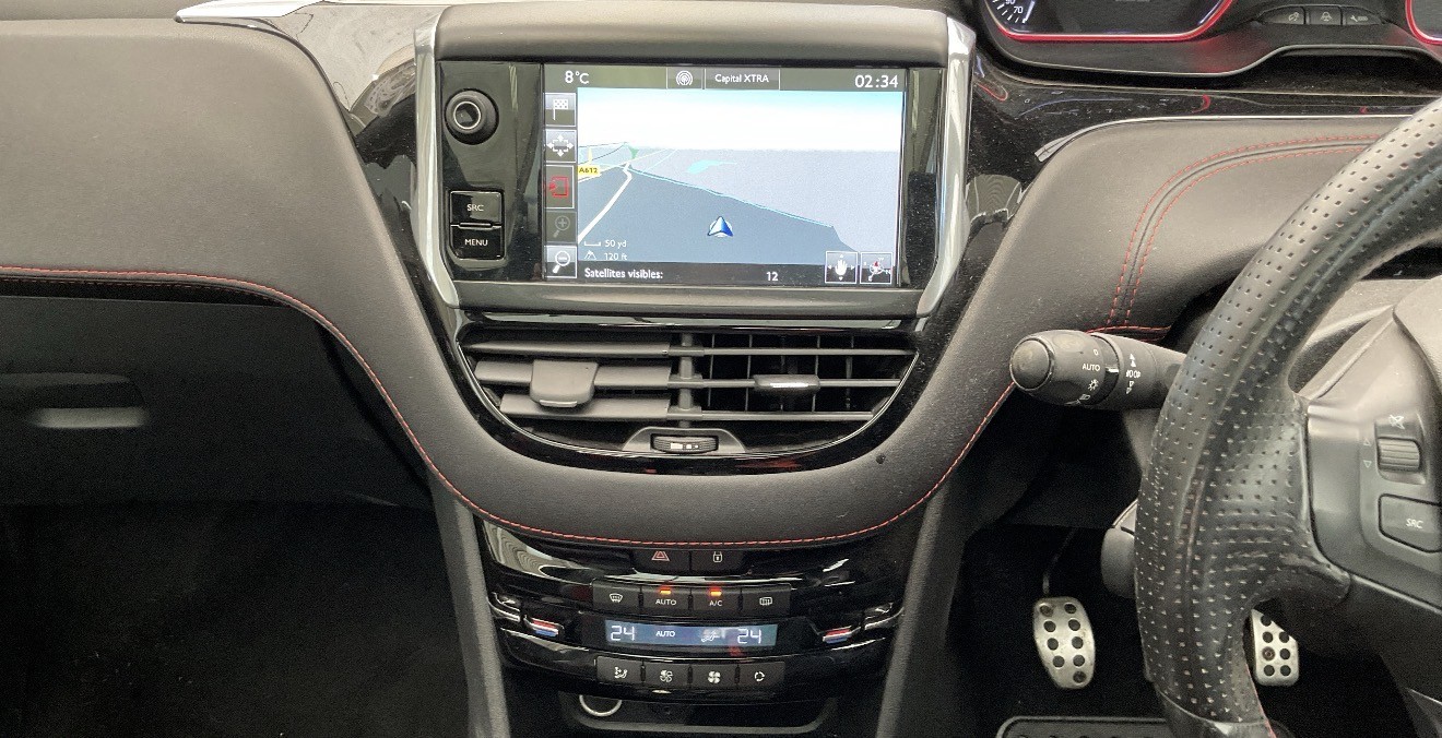 Used Peugeot 208 2015 for sale - 78098238: Photo 8