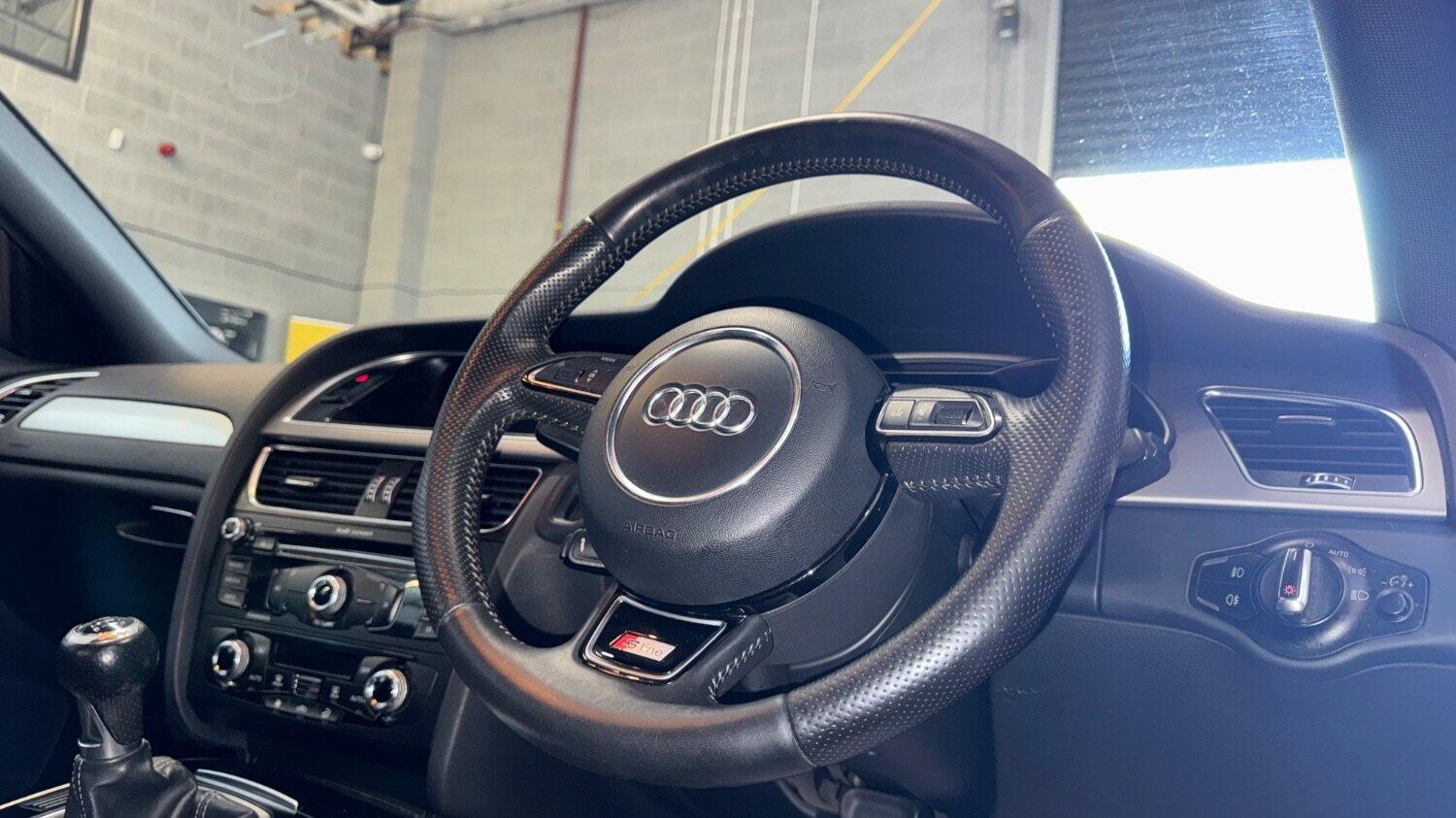 Used Audi A4 2013 for sale - 76673300: Photo 27