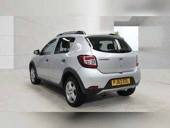 Used Dacia Sandero Stepway 2013 for sale - 78242700: Photo