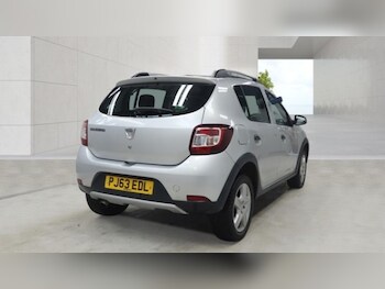 Used Dacia Sandero Stepway 2013 for sale - 78242700: Photo