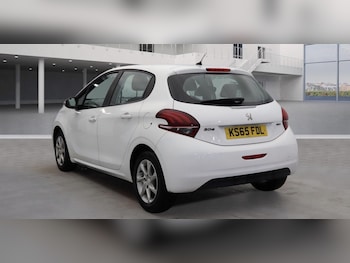 Used Peugeot 208 2016 for sale - 77395242: Photo