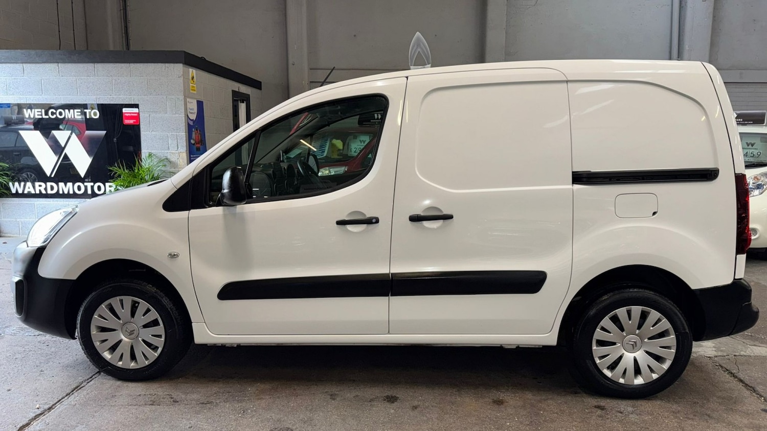 Used Citroen Berlingo 2018 for sale - 76673278: Photo 2