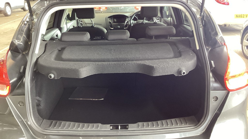 Used Ford Focus 2015 for sale - 78168933: Photo 11