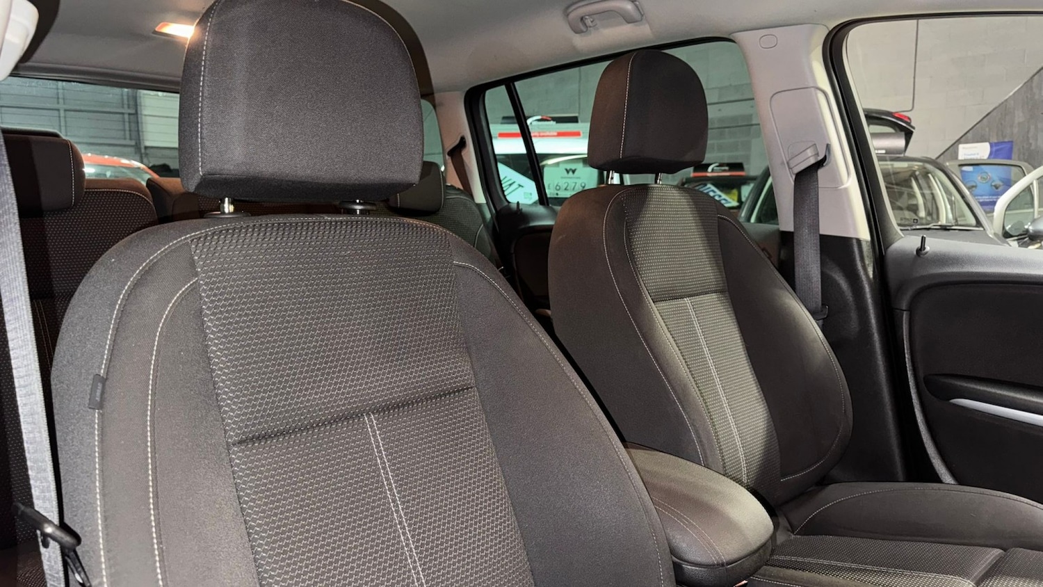 Used Vauxhall Zafira 2018 for sale - 77093936: Photo 13
