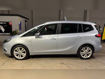 Used Vauxhall Zafira 2018 for sale - 77093936: Photo