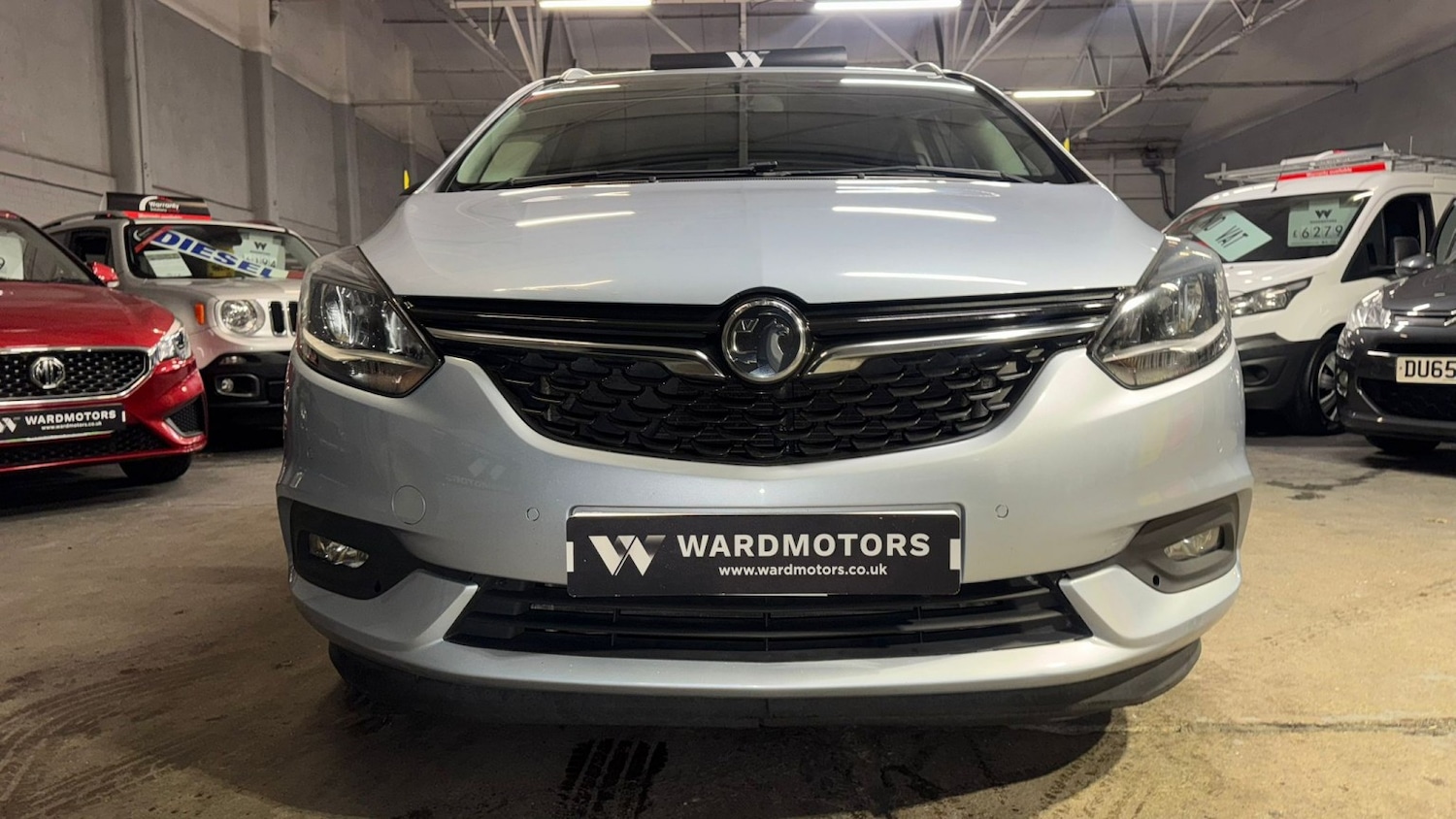 Used Vauxhall Zafira 2018 for sale - 77093936: Photo 31