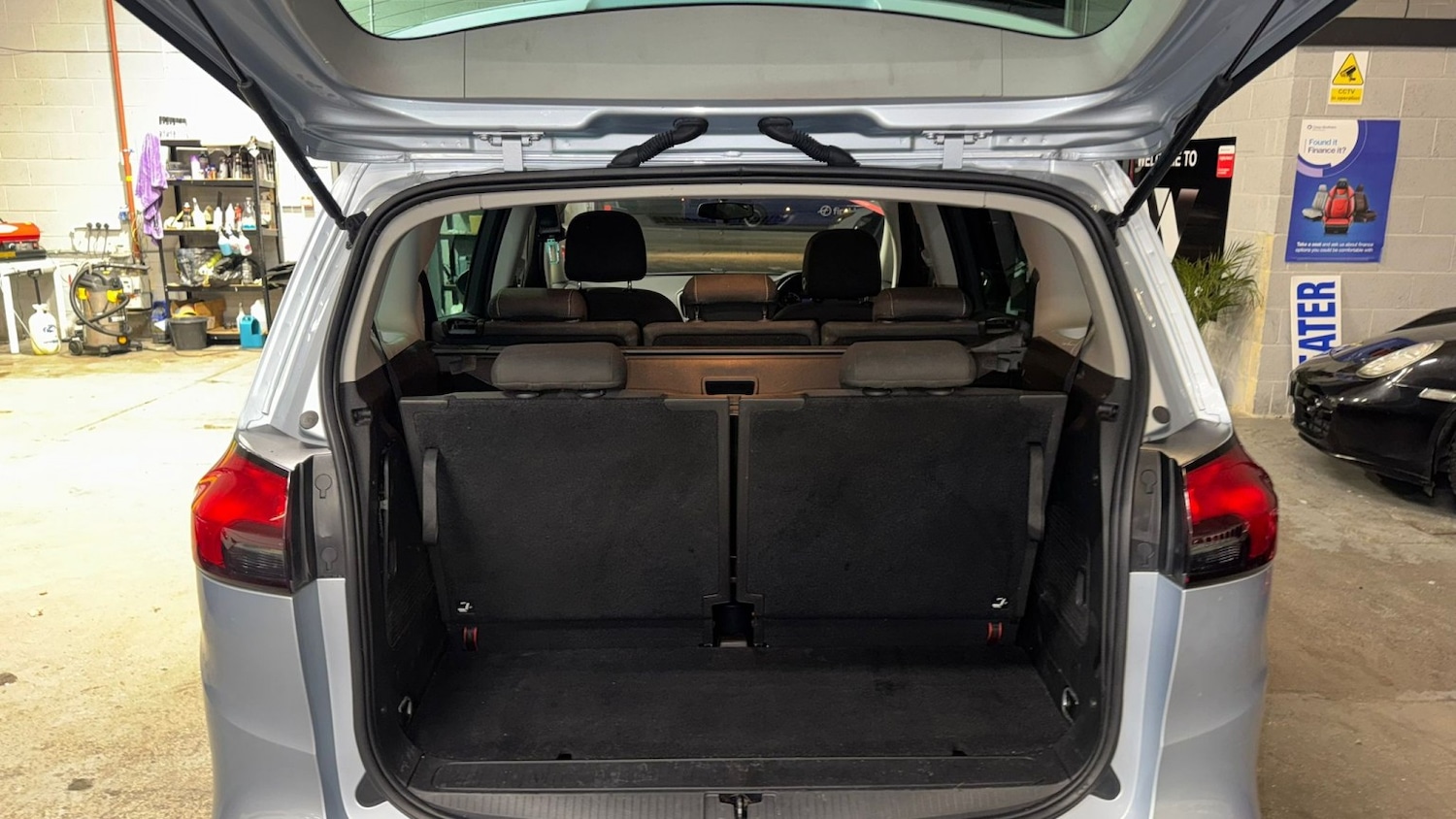 Used Vauxhall Zafira 2018 for sale - 77093936: Photo 36