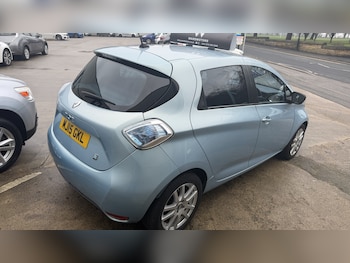 Used Renault Zoe 2015 for sale - 77019080: Photo
