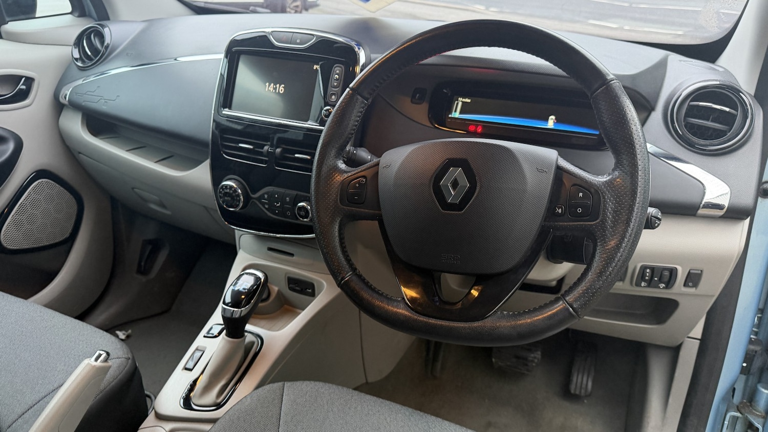 Used Renault Zoe 2015 for sale - 77019080: Photo 5