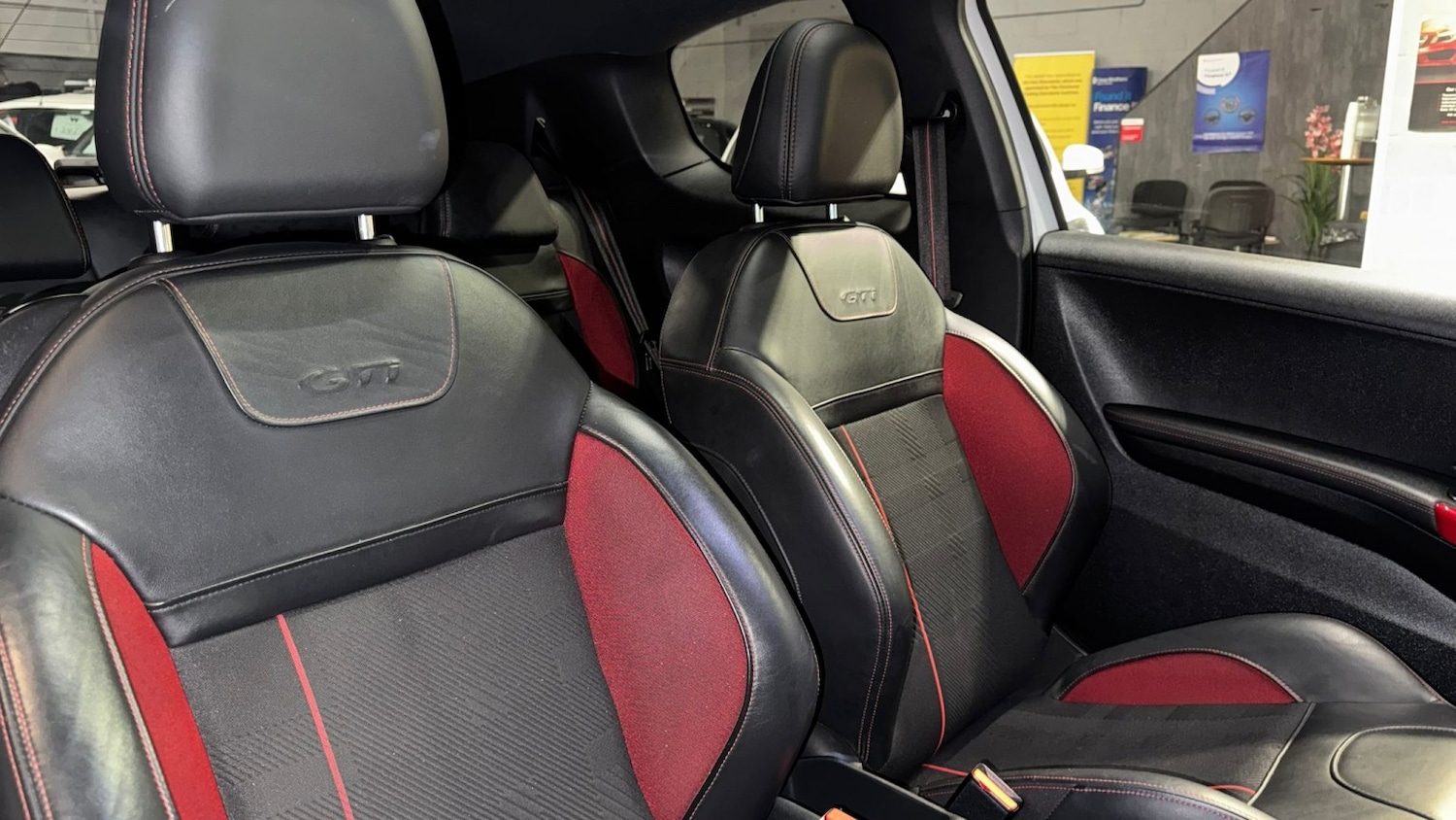 Used Peugeot 208 2015 for sale - 77385203: Photo 13