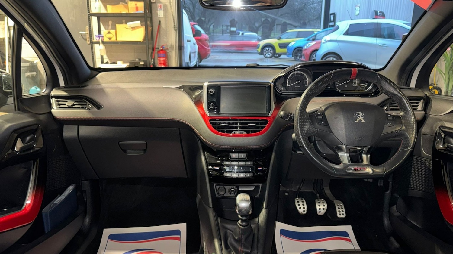 Used Peugeot 208 2015 for sale - 77385203: Photo 14