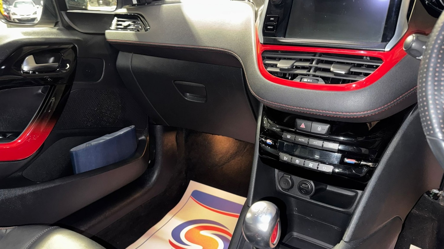 Used Peugeot 208 2015 for sale - 77385203: Photo 23