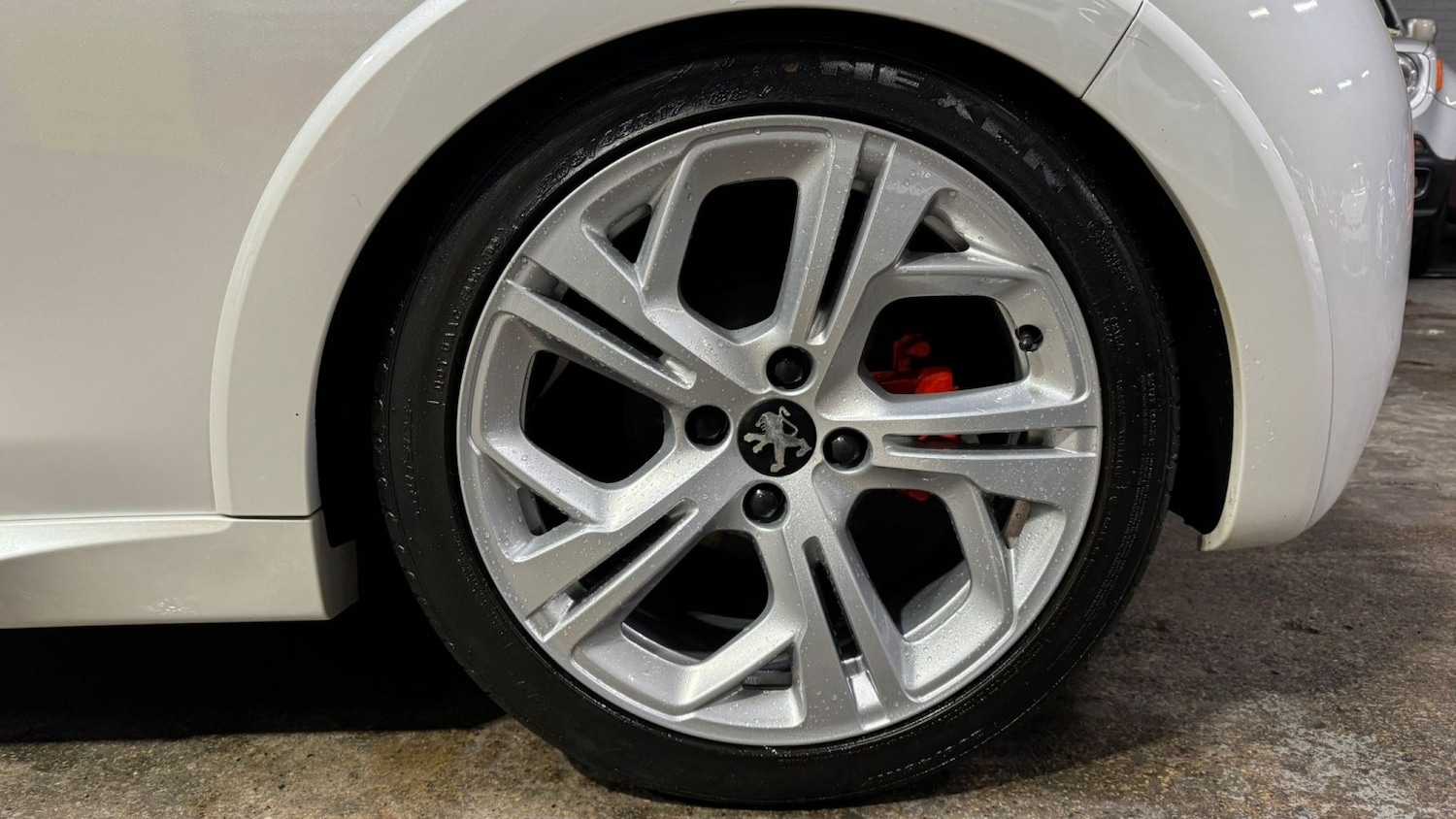 Used Peugeot 208 2015 for sale - 77385203: Photo 31