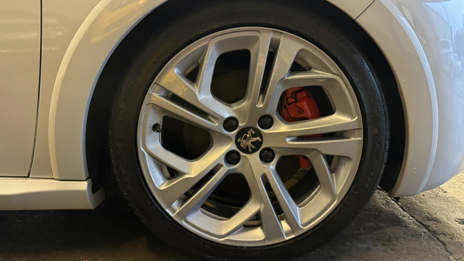 Used Peugeot 208 2015 for sale - 77385203: Photo 34