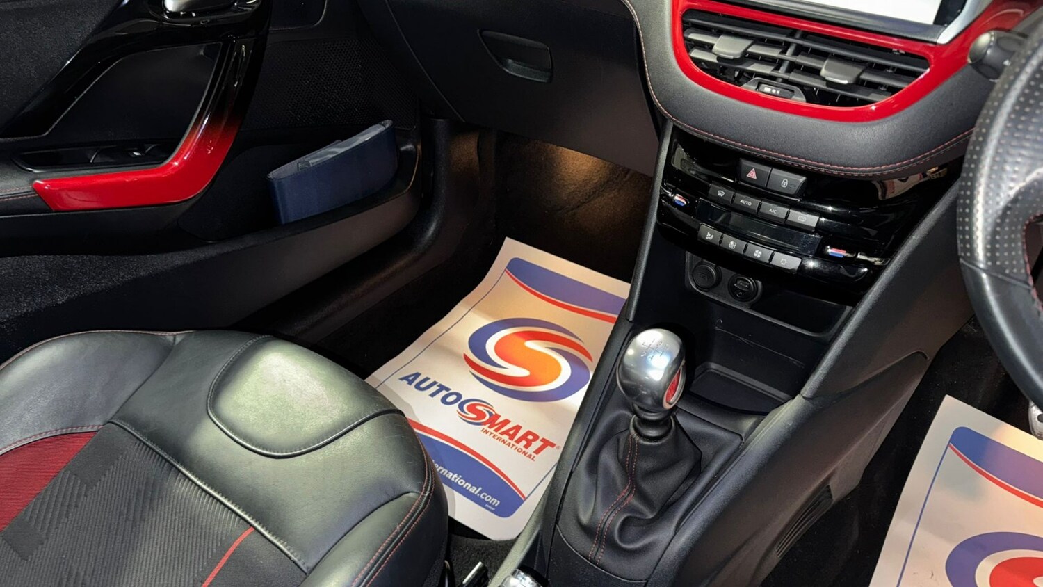 Used Peugeot 208 2015 for sale - 77385203: Photo 37