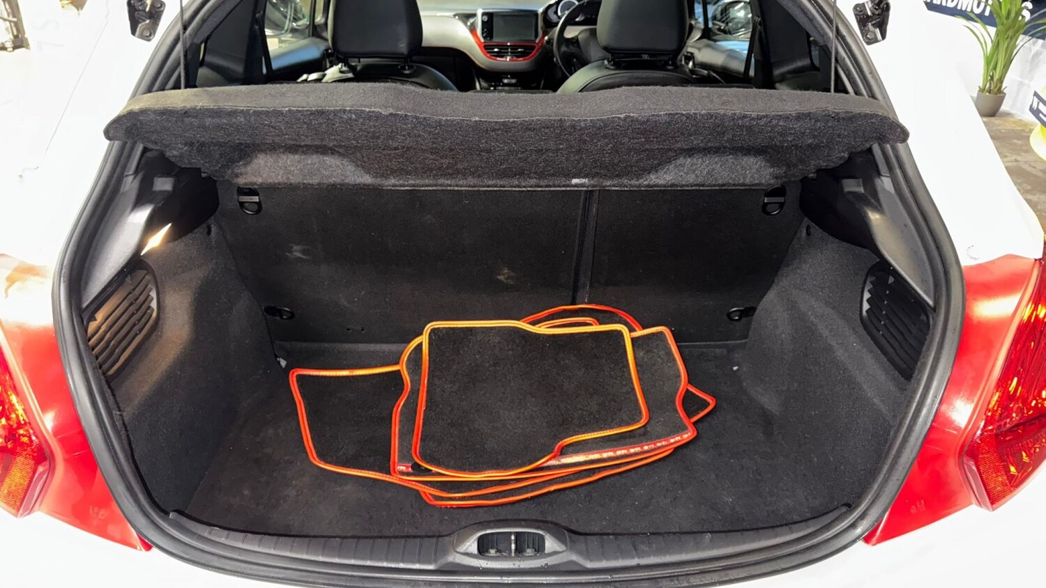 Used Peugeot 208 2015 for sale - 77385203: Photo 49