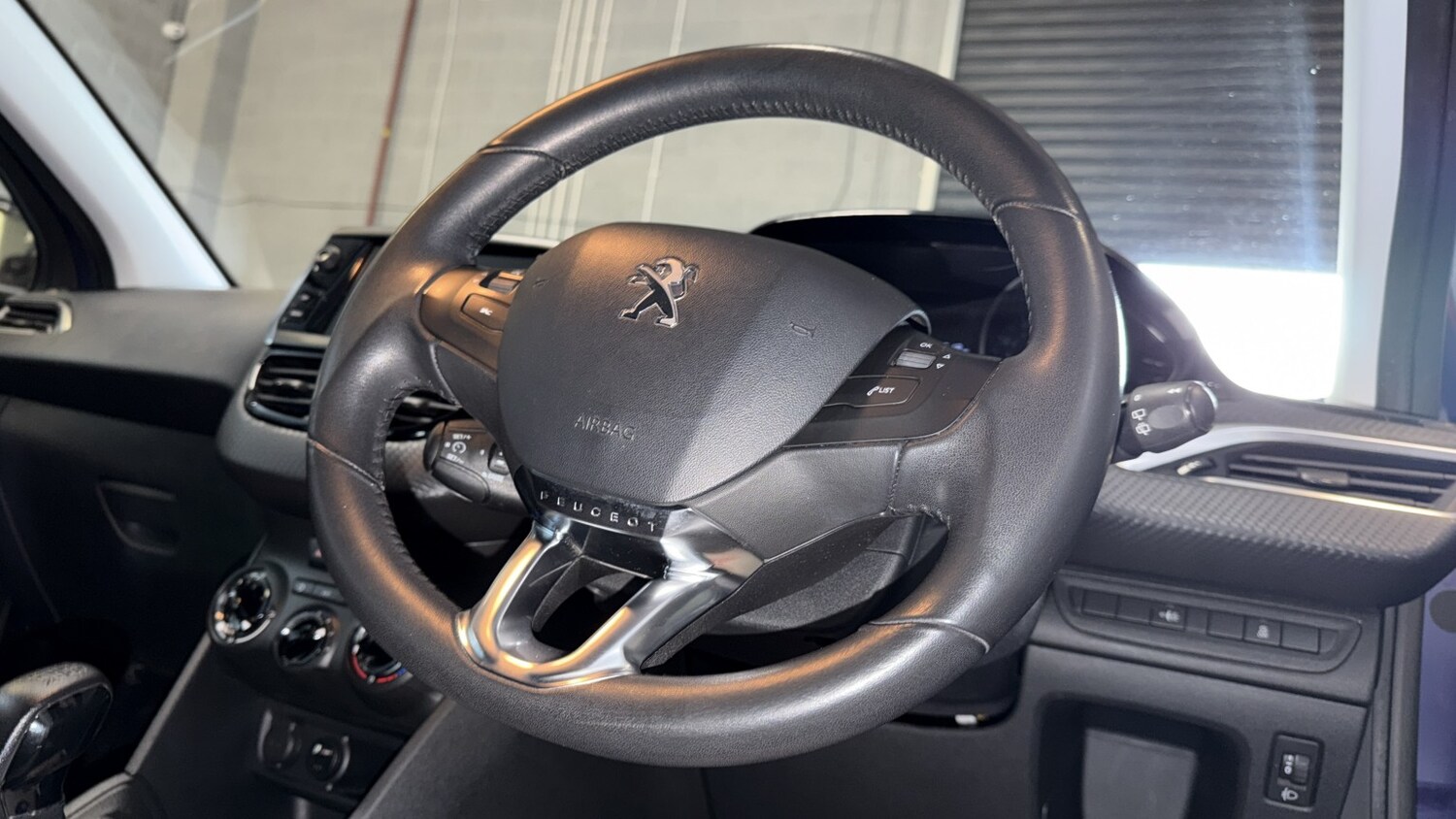 Used Peugeot 208 2016 for sale - 76673310: Photo 21