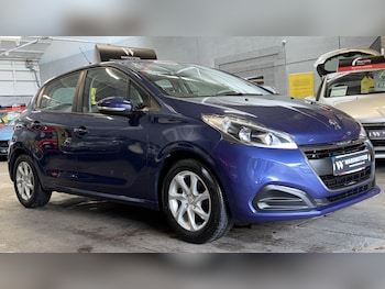 Used Peugeot 208 2016 for sale - 76673310: Photo
