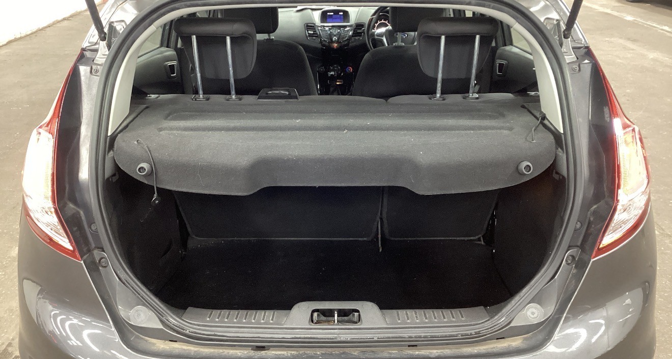 Used Ford Fiesta 2017 for sale - 76848670: Photo 10