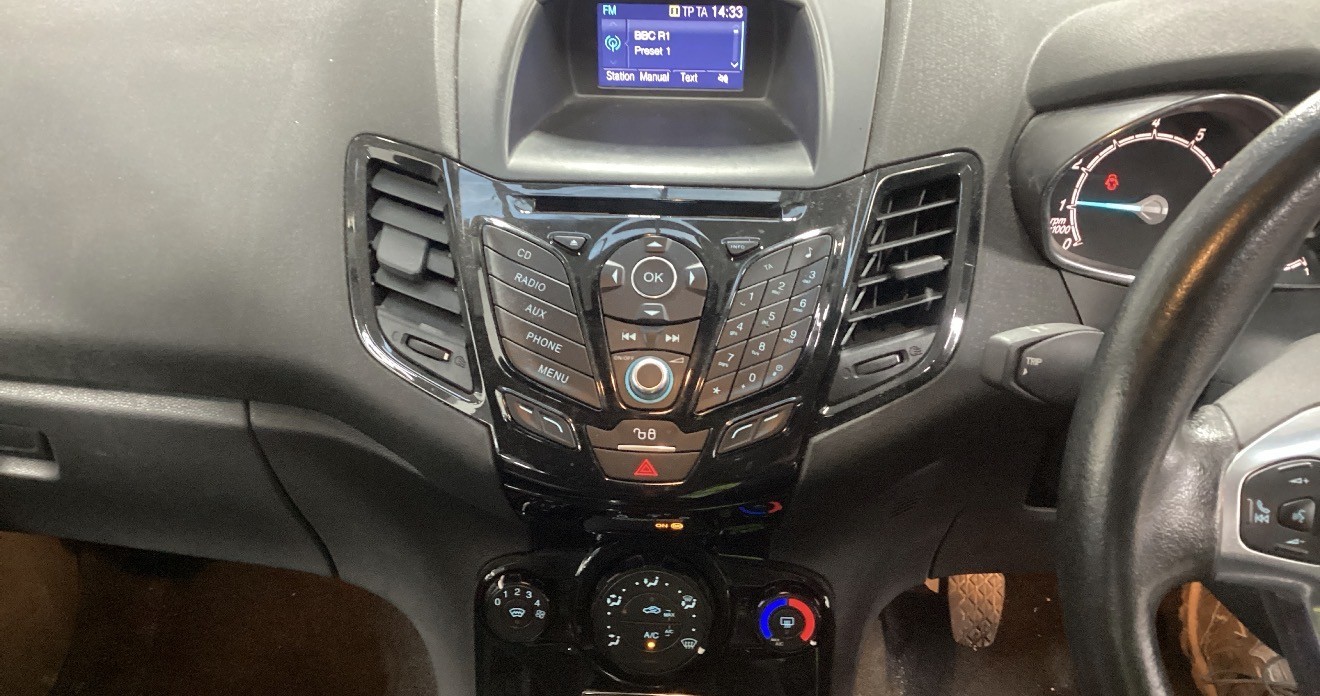 Used Ford Fiesta 2017 for sale - 76848670: Photo 7